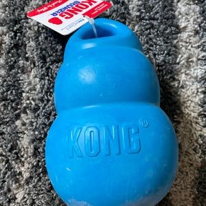NWT Kong Bounzer in blue 8 inches tall